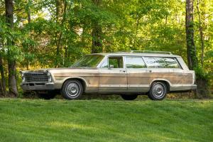 Ford Country Squire Station Wagon 428 1967 года 
